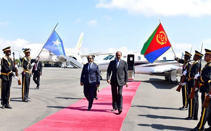 ፕረዚደንት ኢሳይያስ ኣፈወርቂ፡ ምስቲ ኣብ ባጽዕ በጺሑ ዑደት ዘካይድ ዘሎ፡ ምክትል ኣዛዚ ሓይሊ ባሕሪ ዝመርሖ ዘሎ ልኡኽ ሩስያ ብሰሉስ ተራኺቡ ከምዝተዘራረበ ተፈሊጡ።